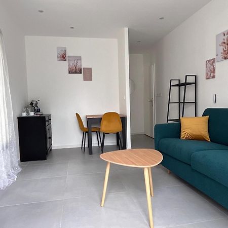 Chambre Independante Rdc Avec Sdb, Wc Et Parking Chambray-lès-Tours 외부 사진